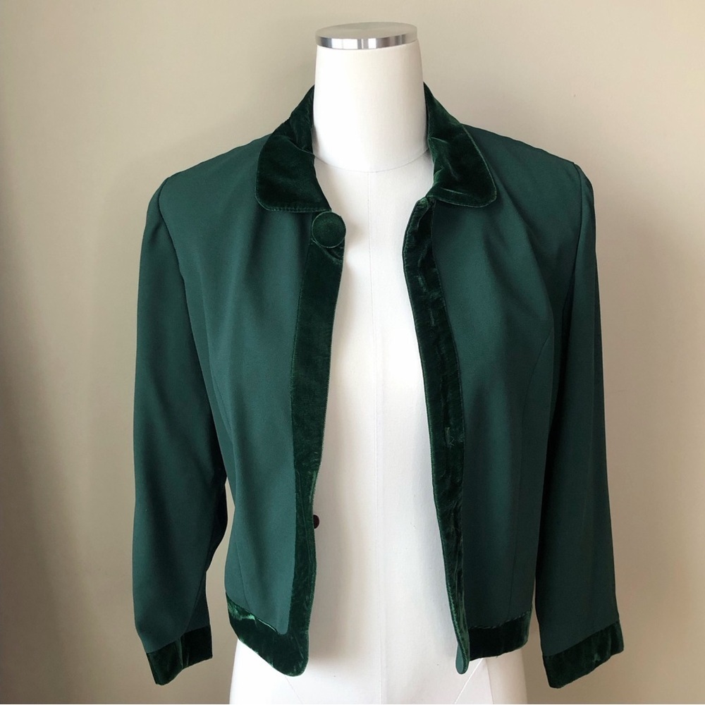 Vintage 80s green crepe velvet cropped short boxy blazer jacket S/M